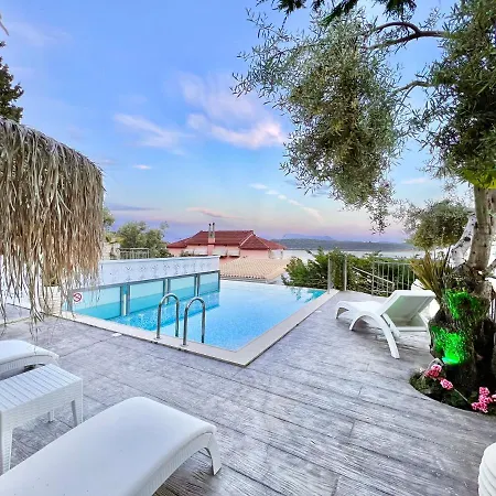 Luxury San George With Private Pool By Dadovillas Villa