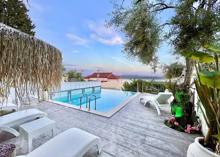 Luxury San George With Private Pool By Dadovillas Villa
